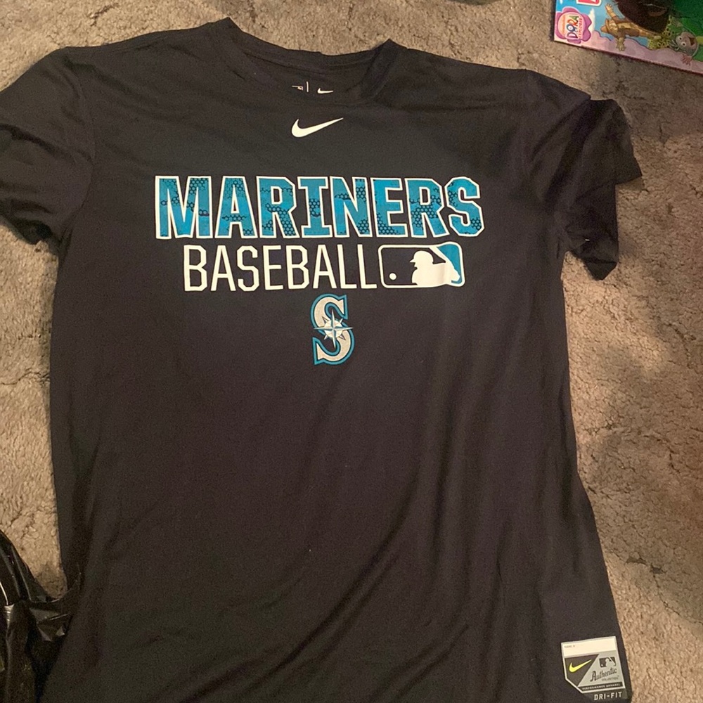Mariners dri-fit medium shirt